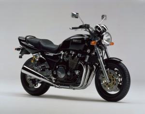 Yamaha XJR1200